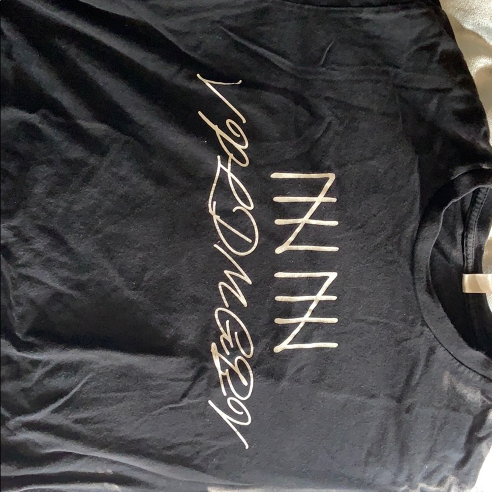 Team 10 shirt used
